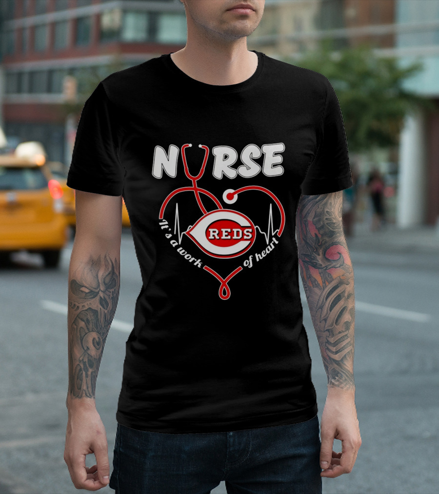 Cincinnati Reds Nurse Stethoscope It's A Work Of Heart T-Shirt