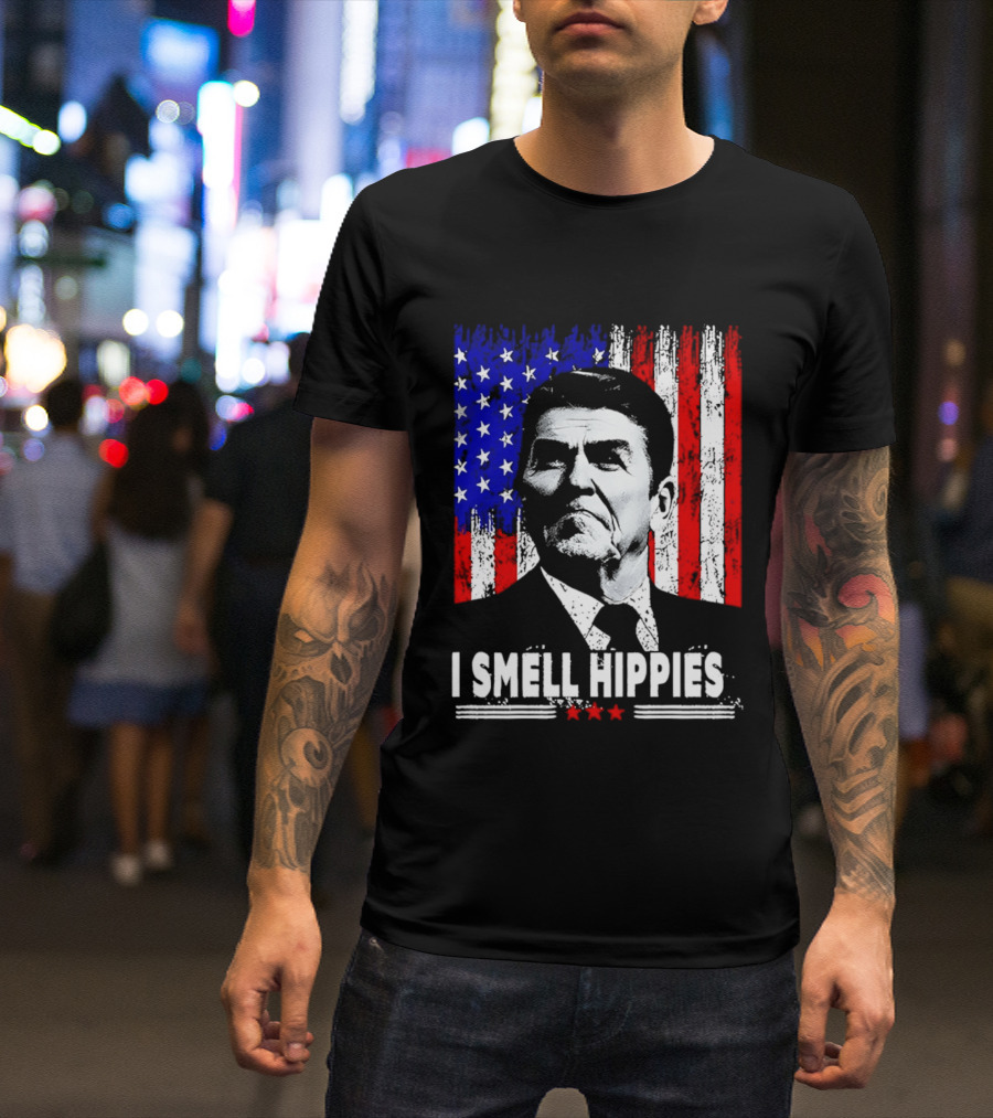 I Smell Hippies Reagan USA Flag Stars And Stripes T-Shirt