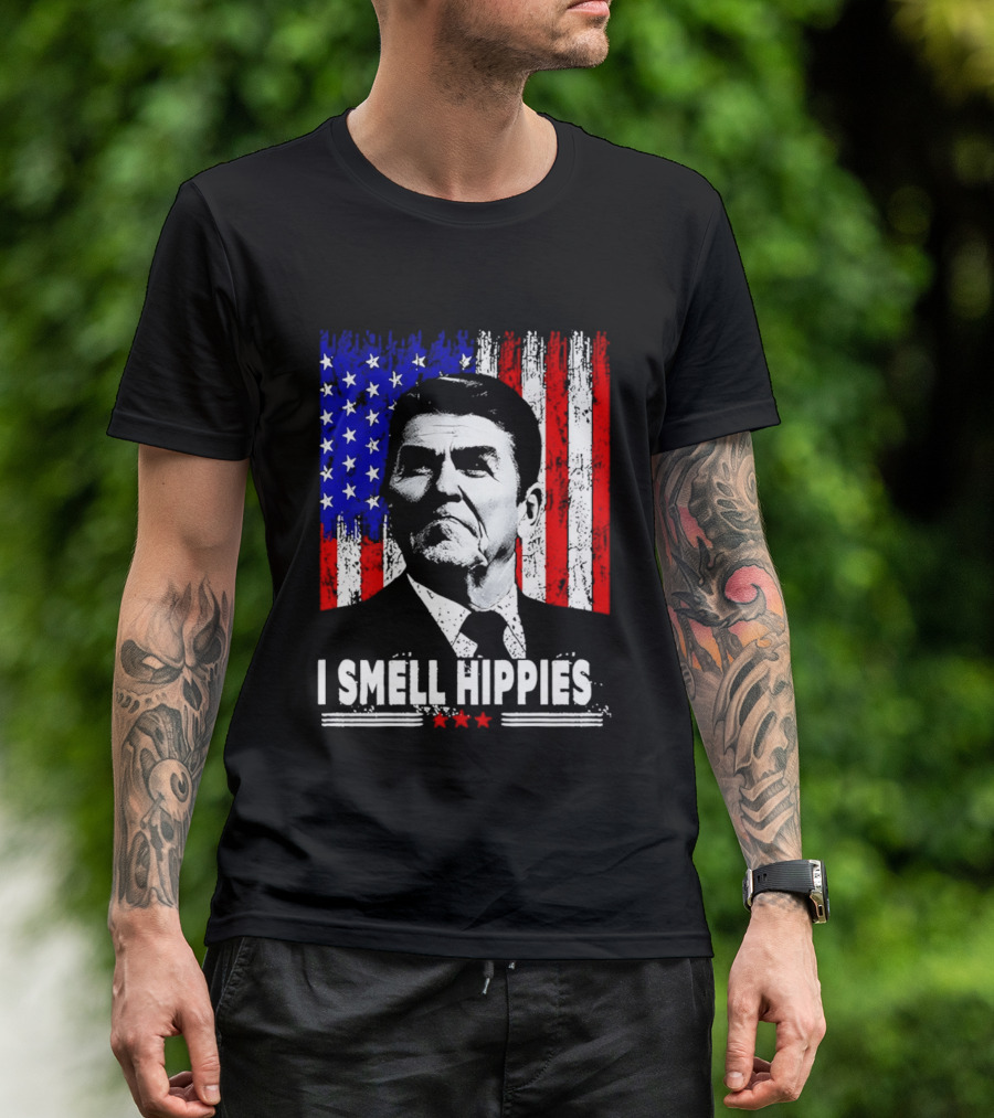 I Smell Hippies Reagan USA Flag Stars And Stripes T-Shirt