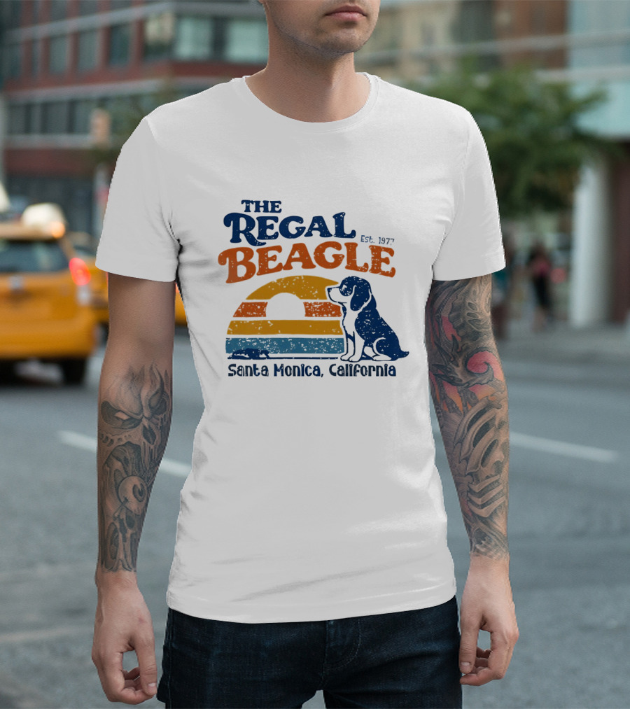 The Regal Beagle Santa Monica California Est 1977 Vintage Sunset Dog T-Shirt