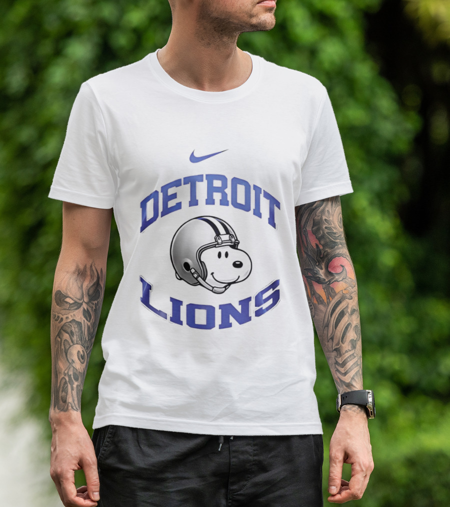 Nike Detroit Lions Snoopy Helmet 2026 T-Shirt