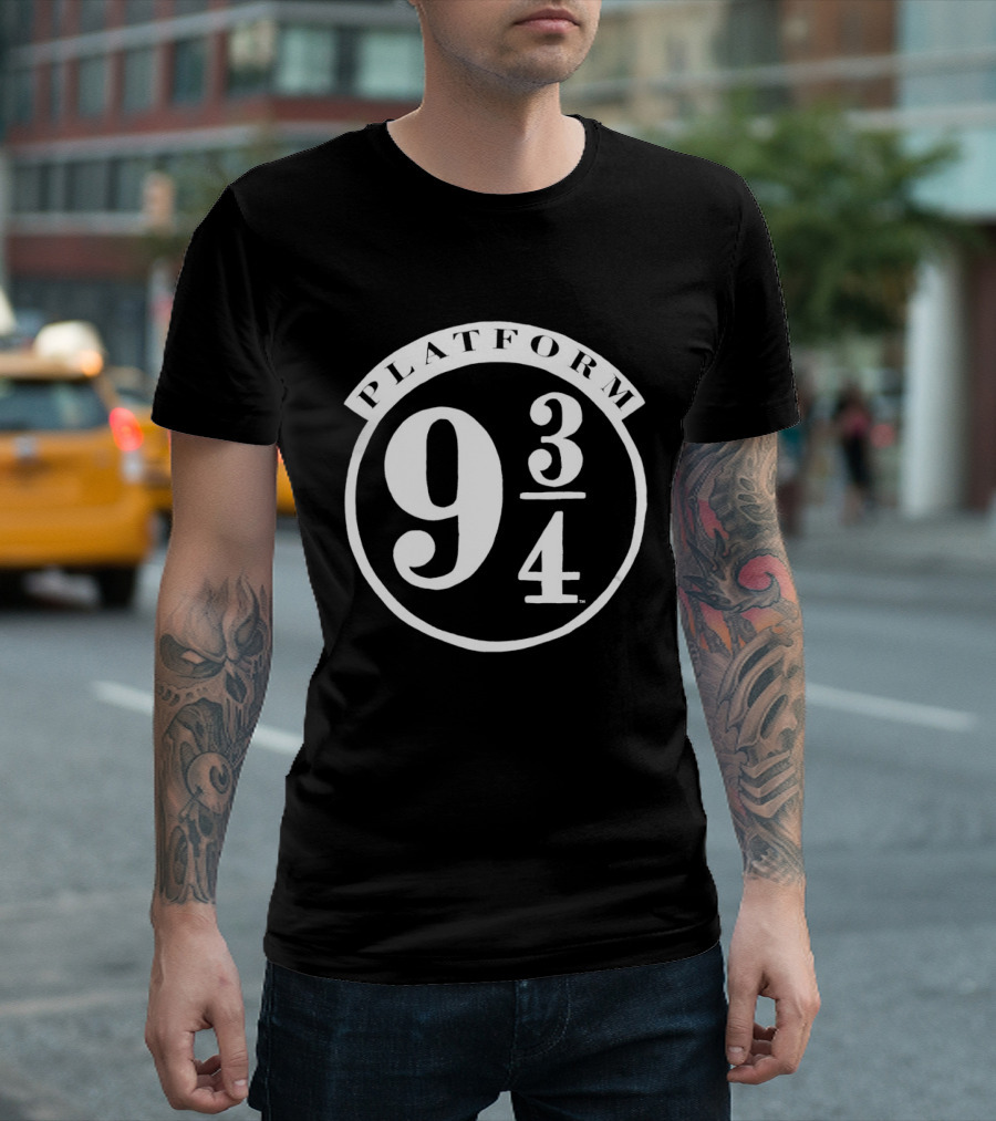 Platform Nine And Three Quarters 9 3/4 Magic Train Station Sign T-Shirt
