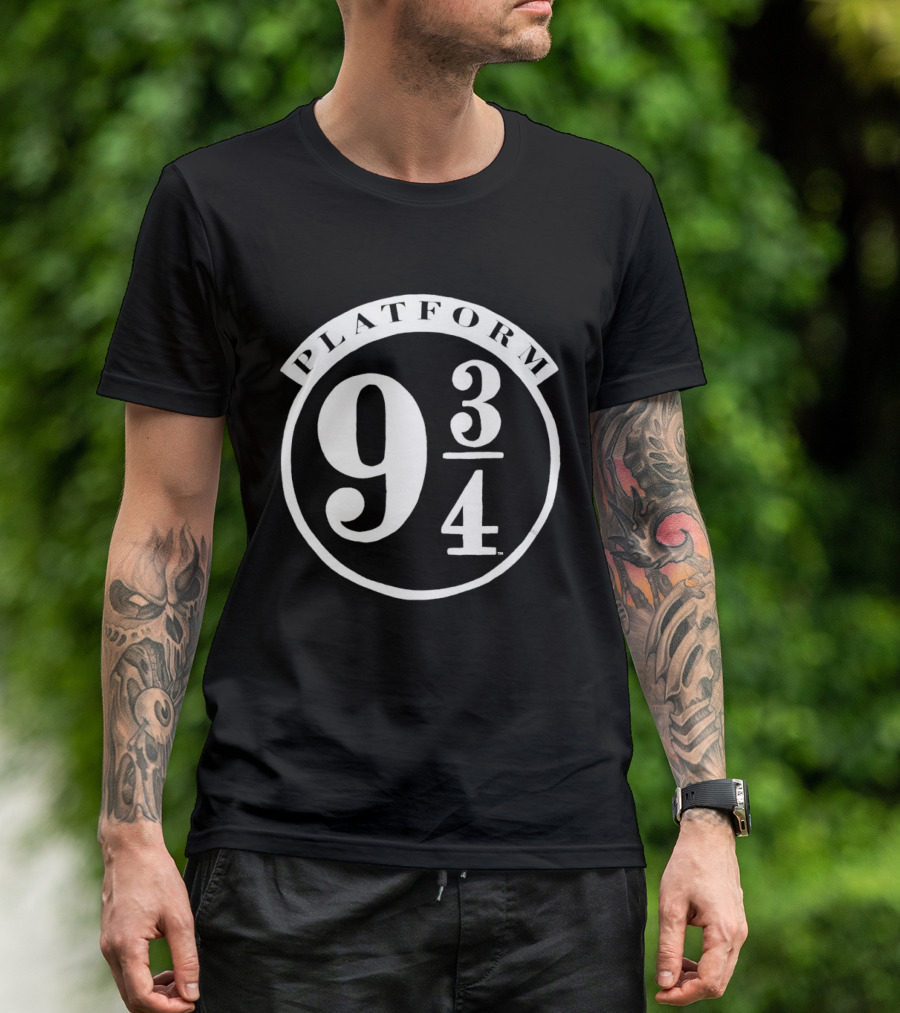 Platform Nine And Three Quarters 9 3/4 Magic Train Station Sign T-Shirt