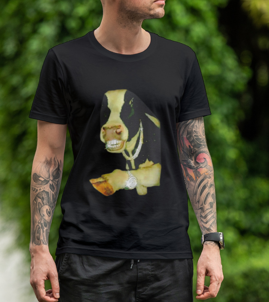 Rich Bull Grillz Bling Necklace And Jewelry T-Shirt