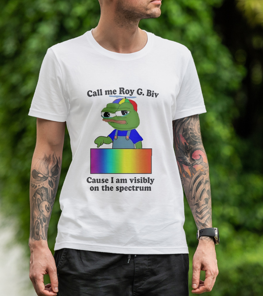 Pepe The Frog Call Me Roy G. Biv Cause I Am Visibly On The Spectrum Rainbow Visual T-Shirt