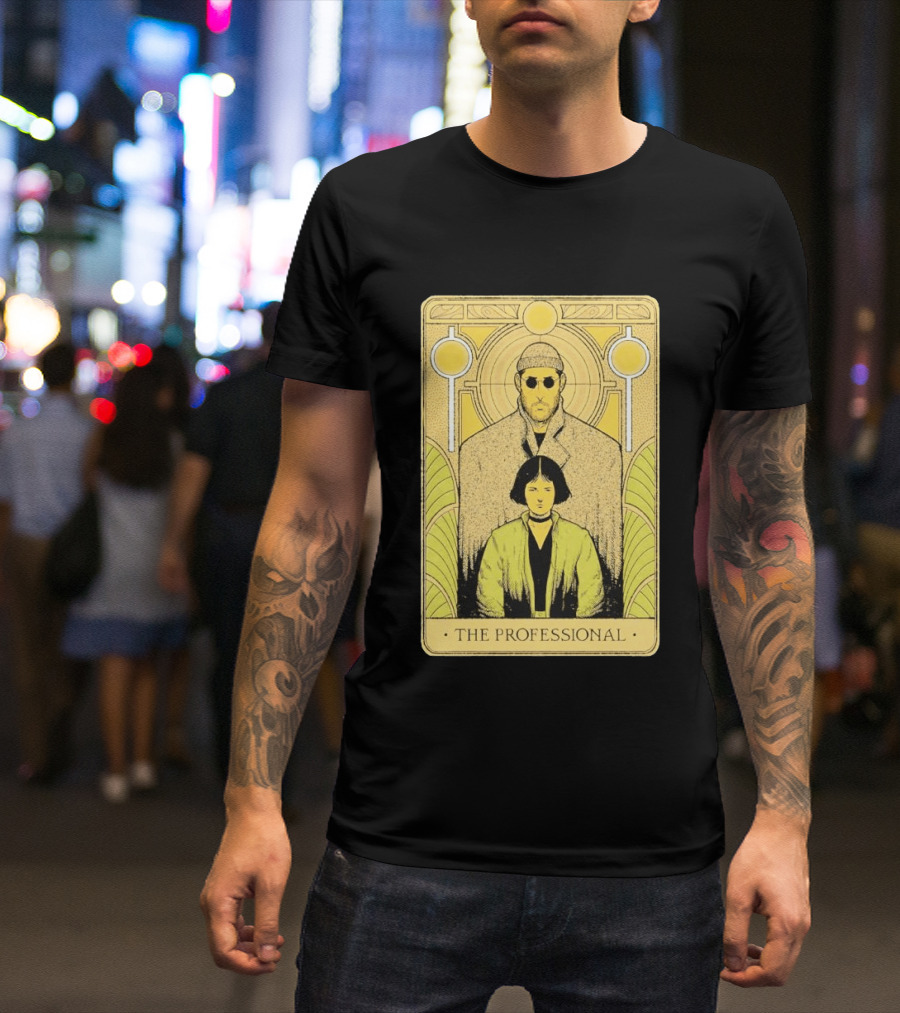Léon The Professional Tarot Card T-Shirt