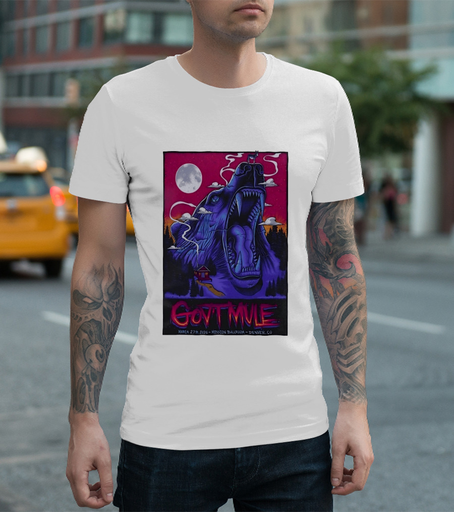 Govt Mule Mission Ballroom Denver March 27 2026 Mystical Bear And Moon Scene T-Shirt