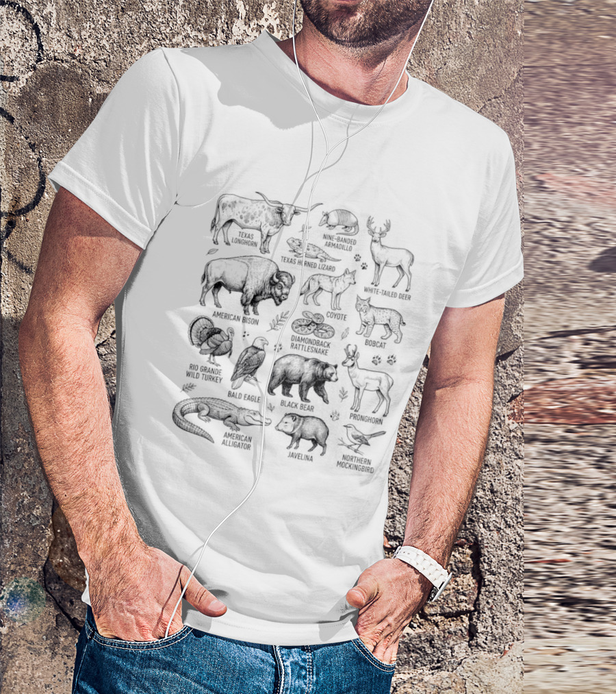 Texas Wildlife Guide Longhorn Armadillo Bison Deer Bobcat Turkey Vulture Rattlesnake Alligator T-Shirt