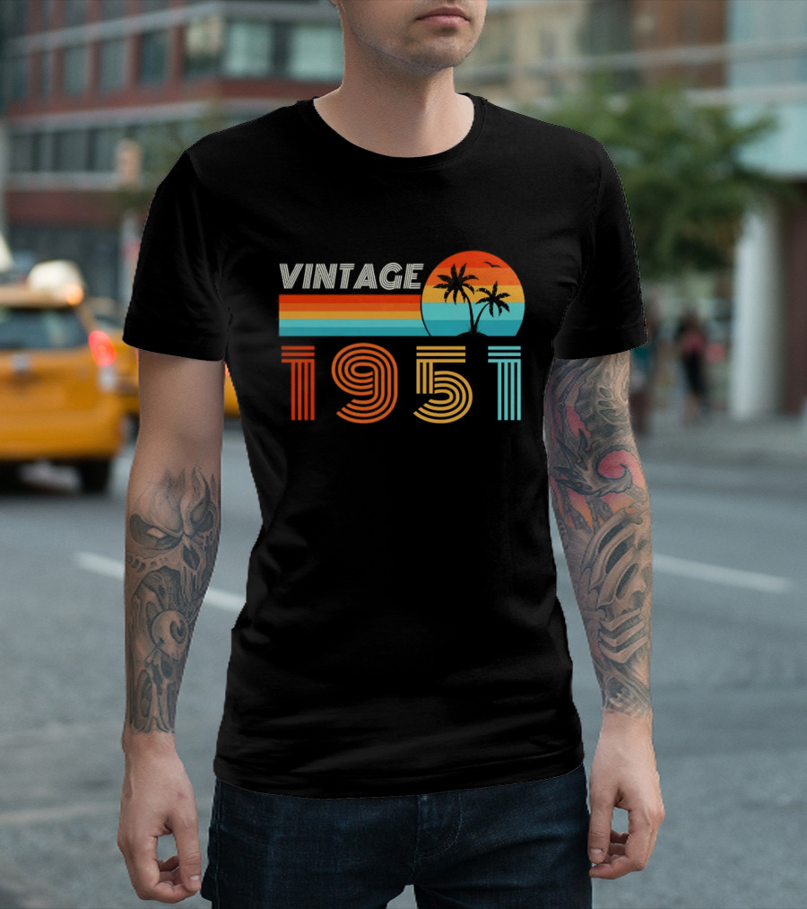 Vintage 1951 Palm Sunset Retro Seventies T-Shirt