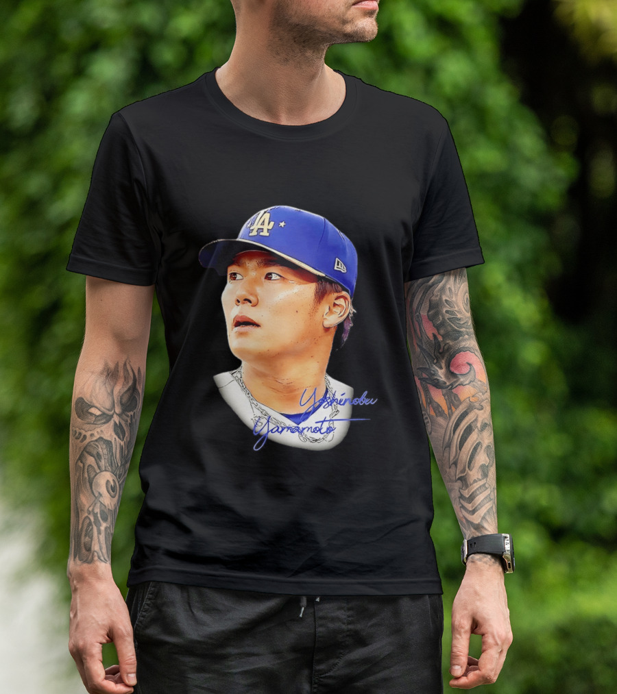 Yoshinobu Yamamoto Los Angeles Dodgers Baseball Player T-Shirt