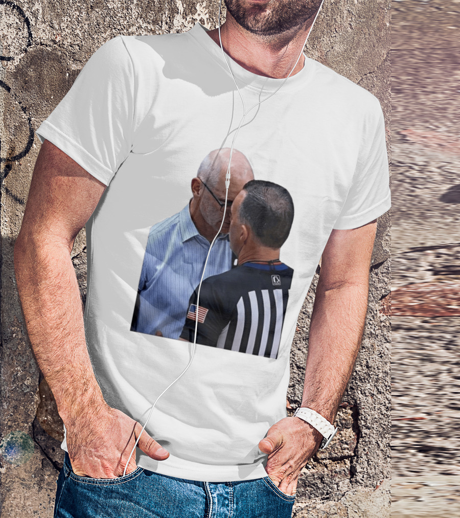 Dan Hurley Uconn Huskies Headbutt Confrontation With Referee Basketball Moment T-Shirt