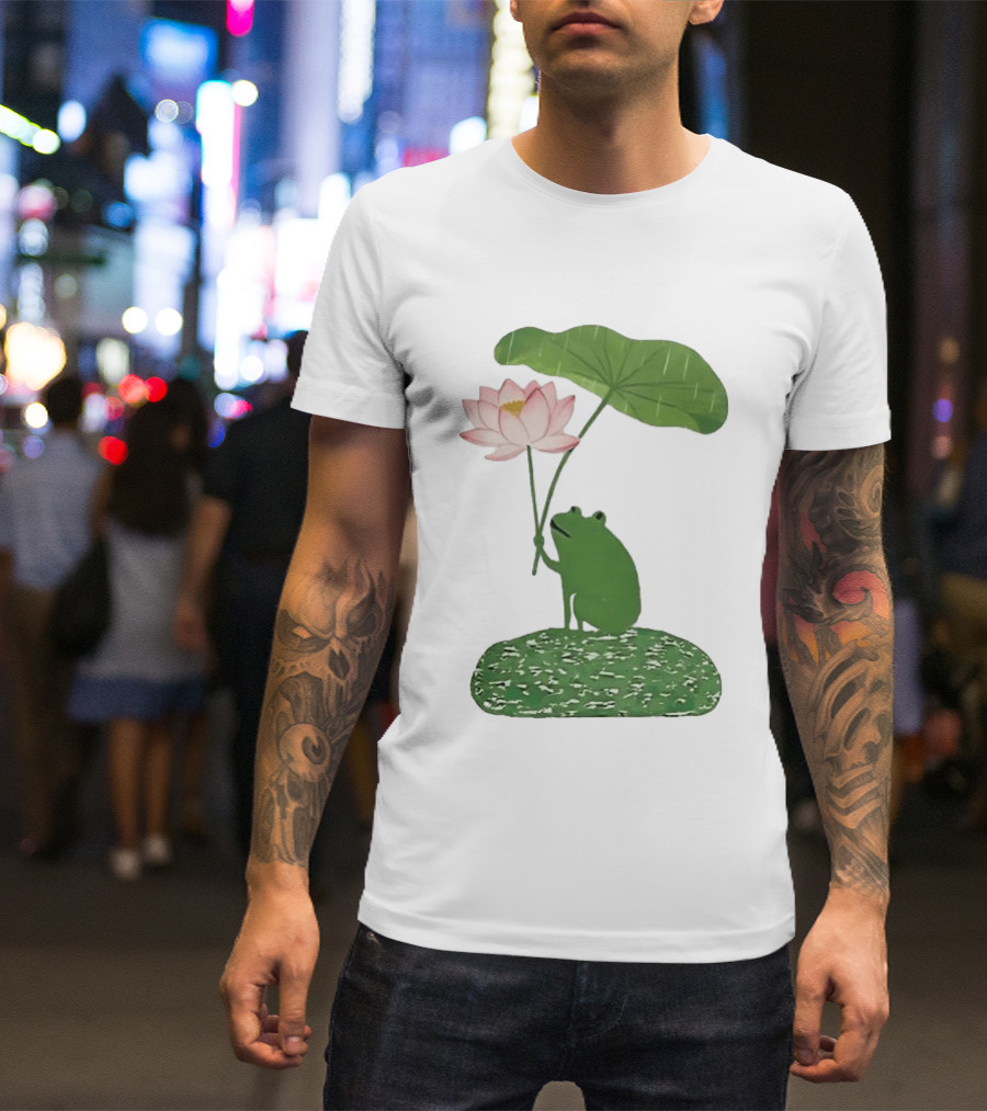 Frog With Lotus Umbrella Under The Rain Meme Cute Nature Scene T-Shirt