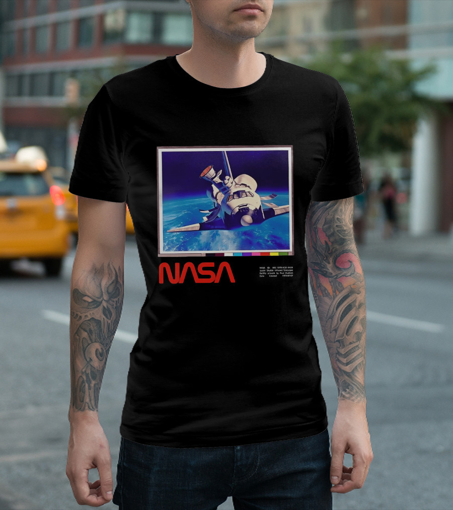 Space Shuttle In Orbit NASA T-Shirt