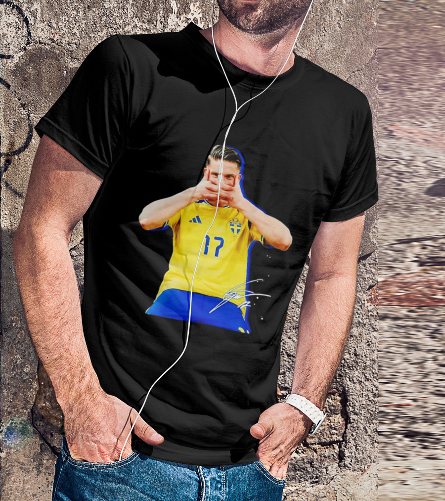 Viktor Gyokeres Sweden Number 17 Signature Gesture T-Shirt