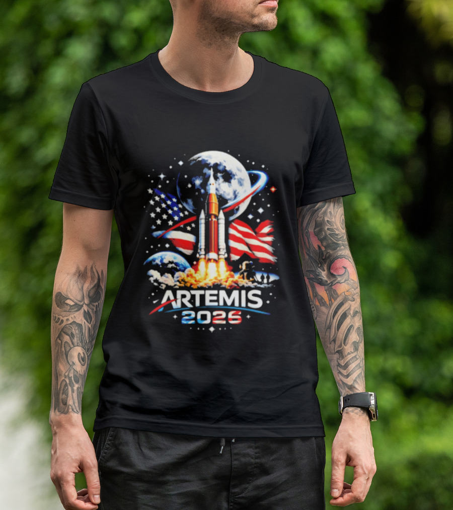 Artemis 2025 Rocket Launch USA Flag Moon Exploration T-Shirt