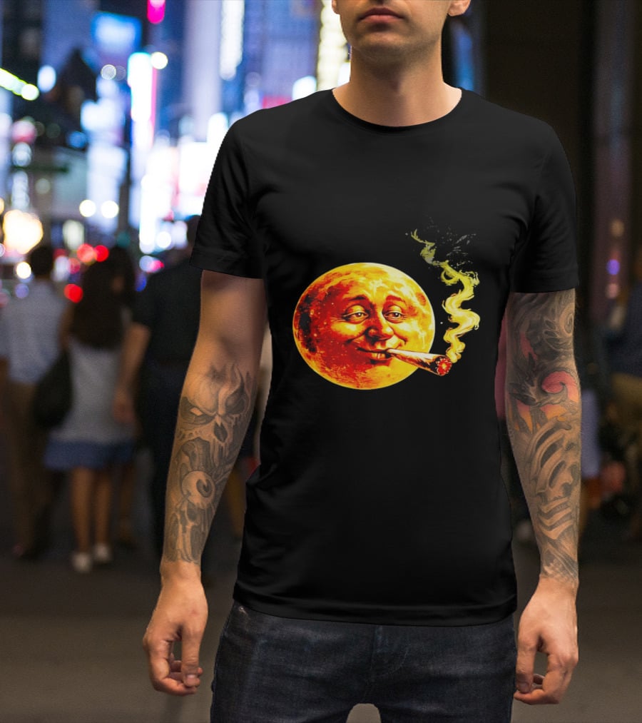 Moon Face Smoking Weed Blunt Lunar Smokers Club T-Shirt