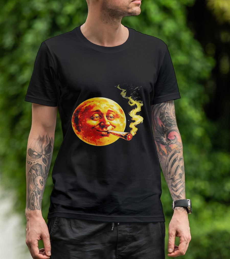 Moon Face Smoking Weed Blunt Lunar Smokers Club T-Shirt