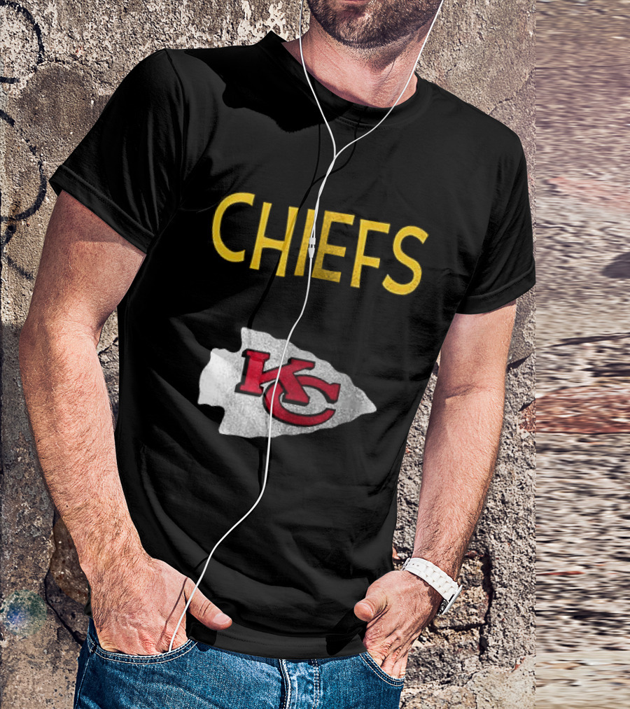 Kansas City Chiefs Peanuts Snoopy Woodstock Go Chiefs Football T-Shirt