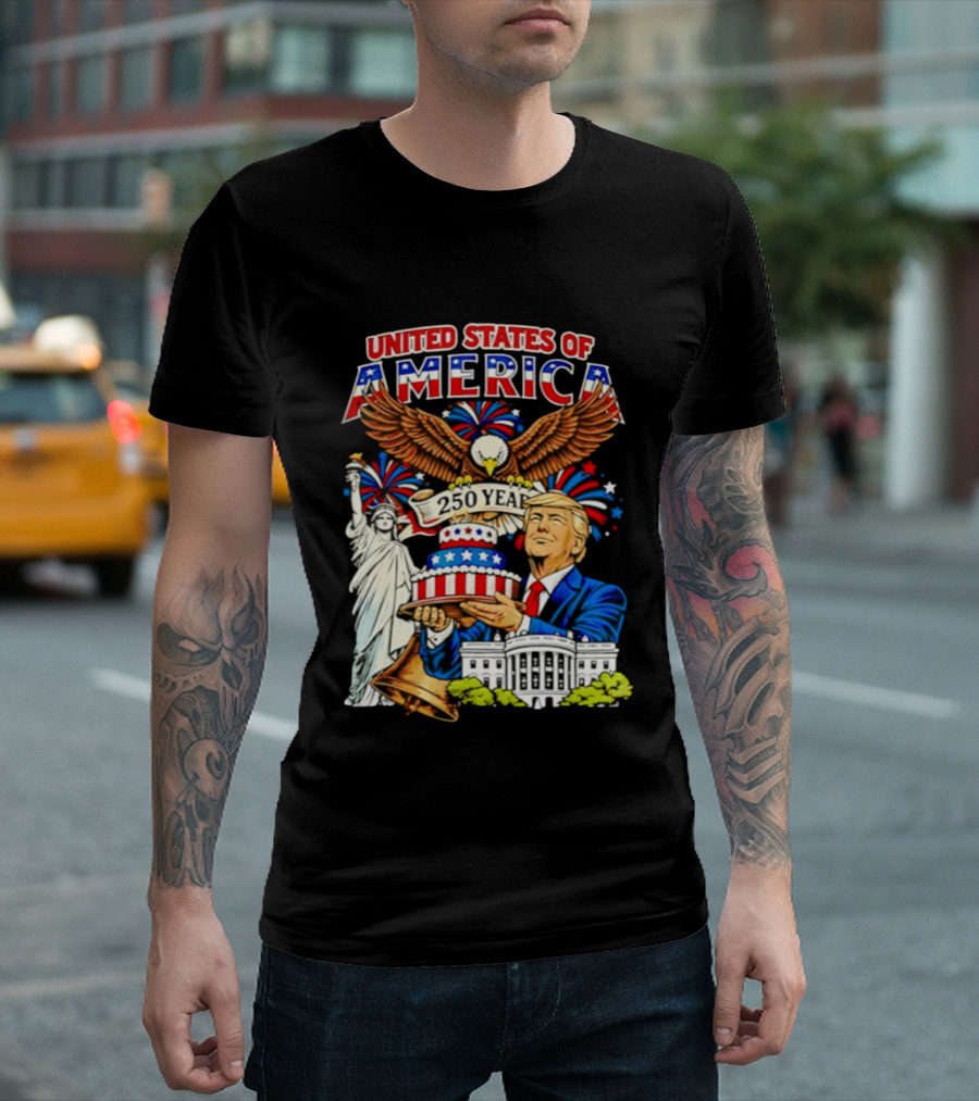 United States Of America 250 Years Celebration 4th Of July Trump With Birthday Cake And Eagle T-Shirt