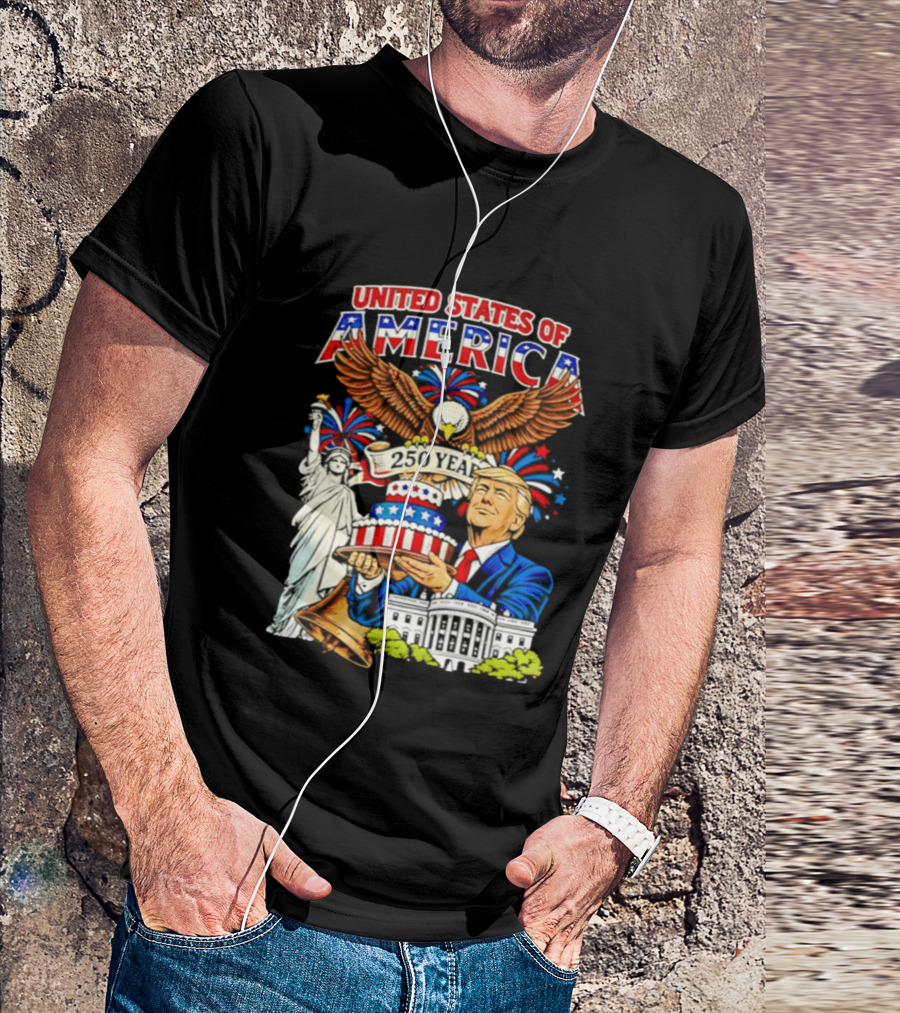 United States Of America 250 Years Celebration 4th Of July Trump With Birthday Cake And Eagle T-Shirt