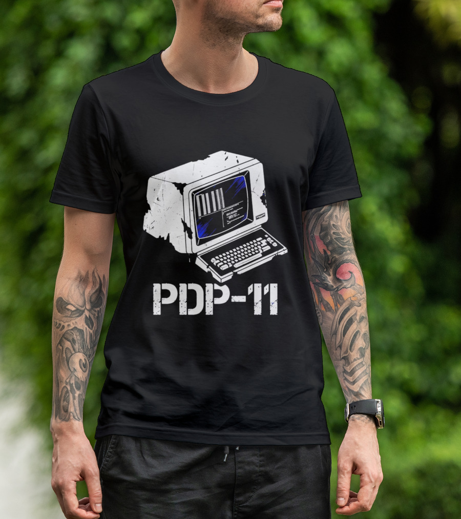 PDP 11 Vintage Computer Terminal Retro Distressed T-Shirt