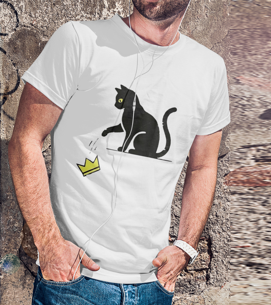 Cat Knocking Crown Anti King Humor Black Cat Yellow Eyes T-Shirt