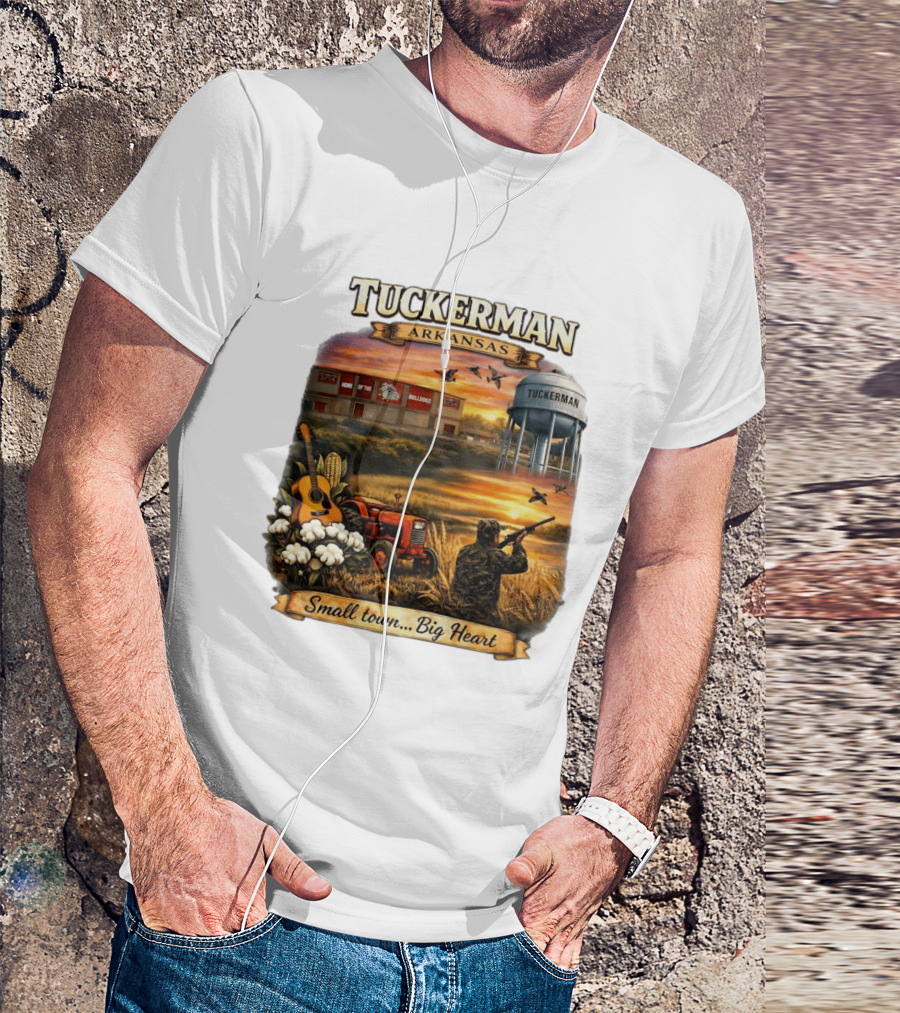 Tuckerman Arkansas Home Of The Bulldogs Water Tower Small Town Big Heart Tractor Hunter Guitar T-Shirt