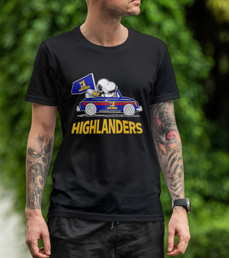 Snoopy And Woodstock Driving Car Cheering Highlanders Rugby T-Shirt