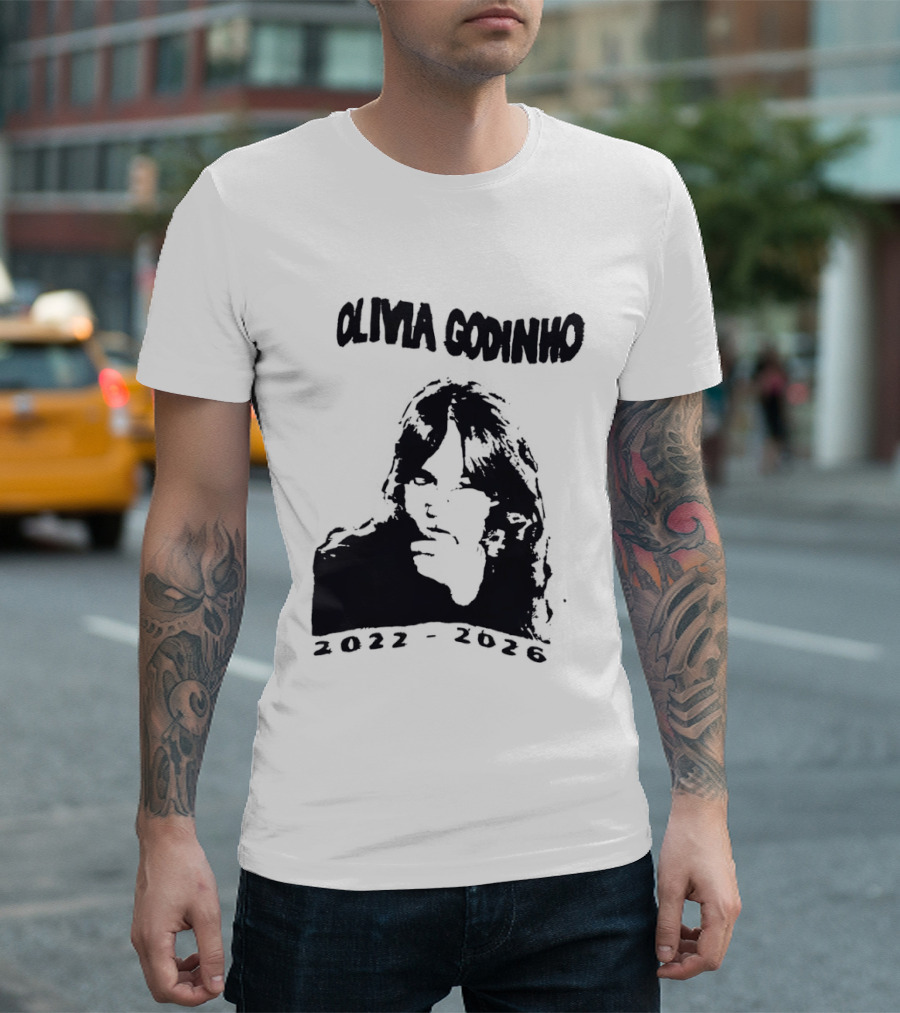 Olivia Godinho 2022 2026 T-Shirt