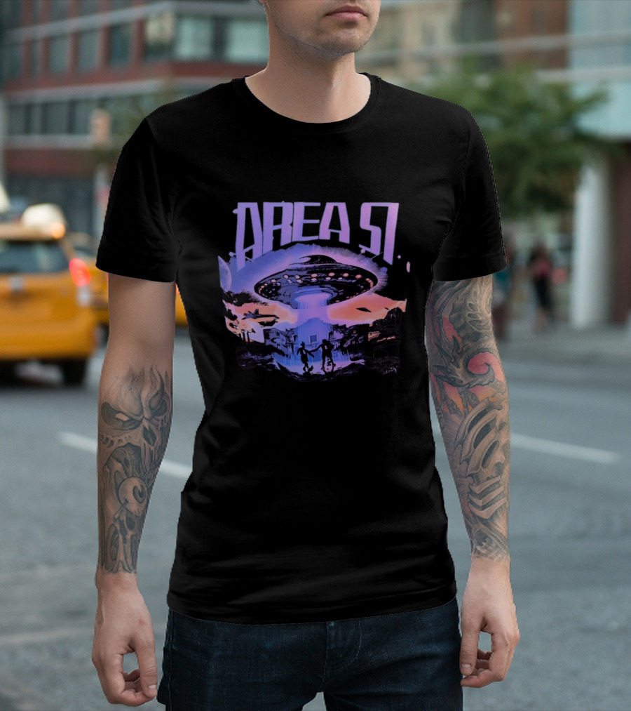 Area 51 UFO Extraterrestrial Invasion Scene T-Shirt