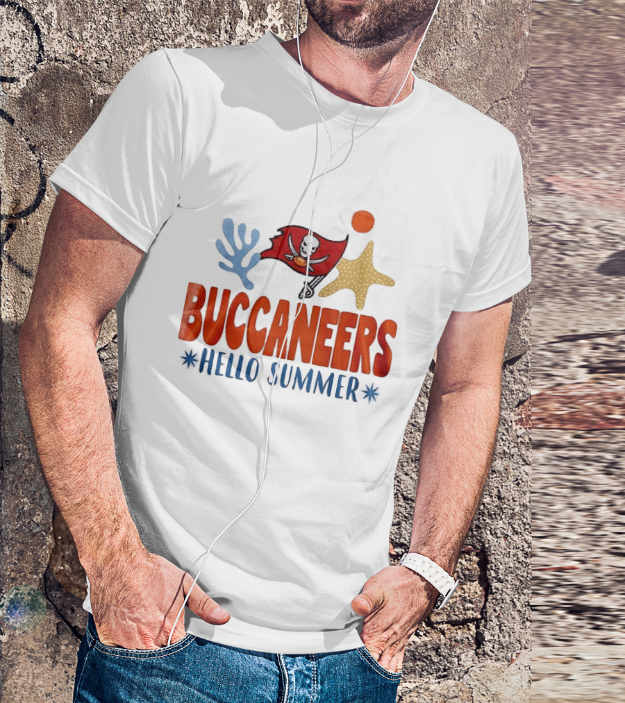 Tampa Bay Buccaneers Summer Fun Scream And Shout School's Out T-Shirt