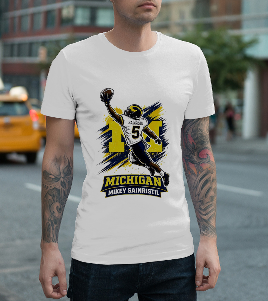 Michigan Mikey Sainristil Catching Football Wolverines Player T-Shirt