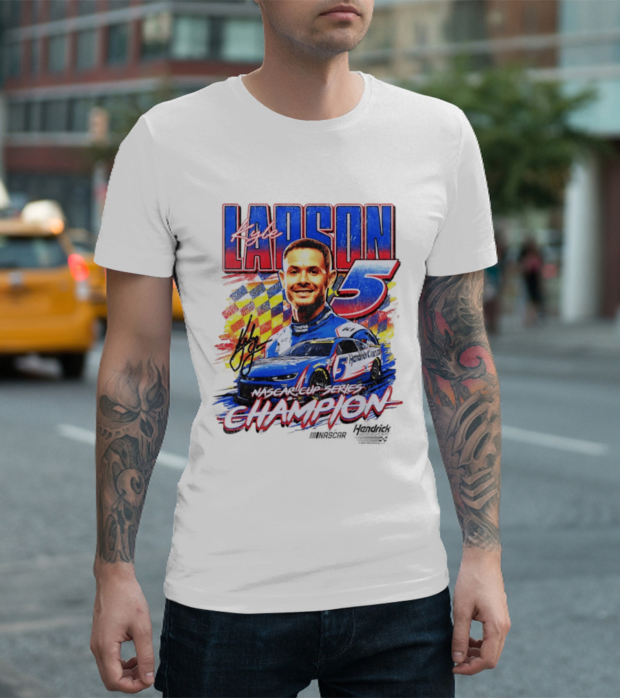 Kyle Larson NASCAR Cup Series Champion Number 5 Hendrick Motorsports Signature T-Shirt