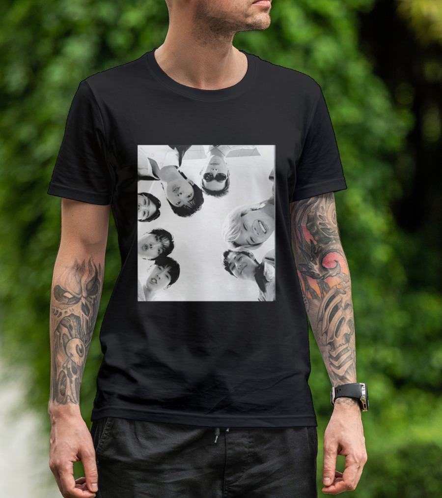BTS Arirang World Tour Kpop 2026 Group Photo Black And White Aesthetic T-Shirt