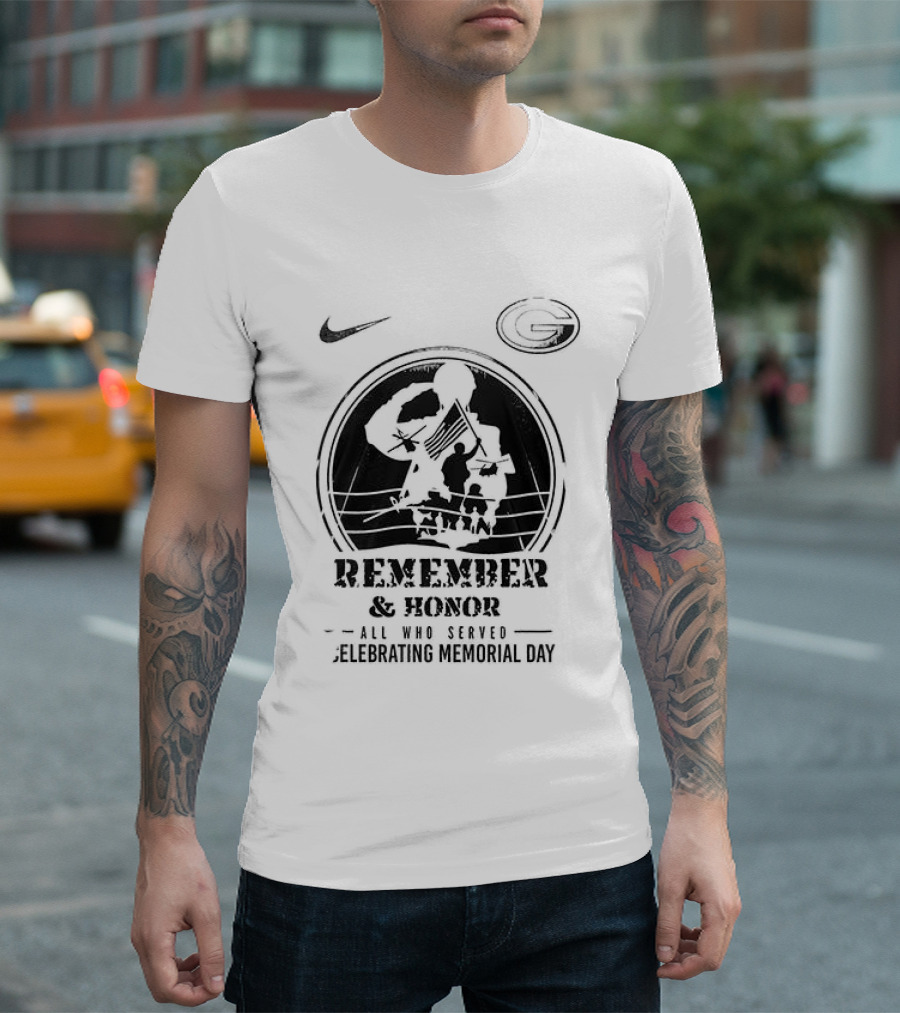Remember & Honor Green Bay Packers Celebrating Memorial Day T-Shirt