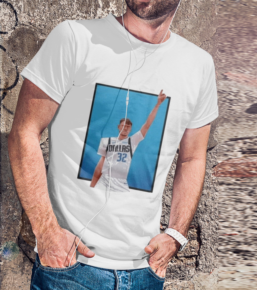 Dallas Mavericks Cooper Flagg 32 NBA 2025 26 Rookie Of The Year T-Shirt