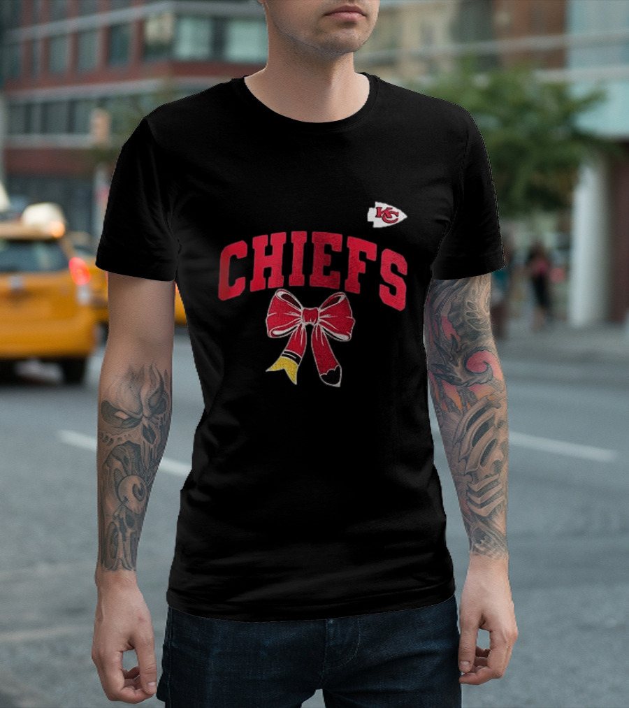 Kansas City Chiefs Retired Teacher Lover Ribbon T-Shirt