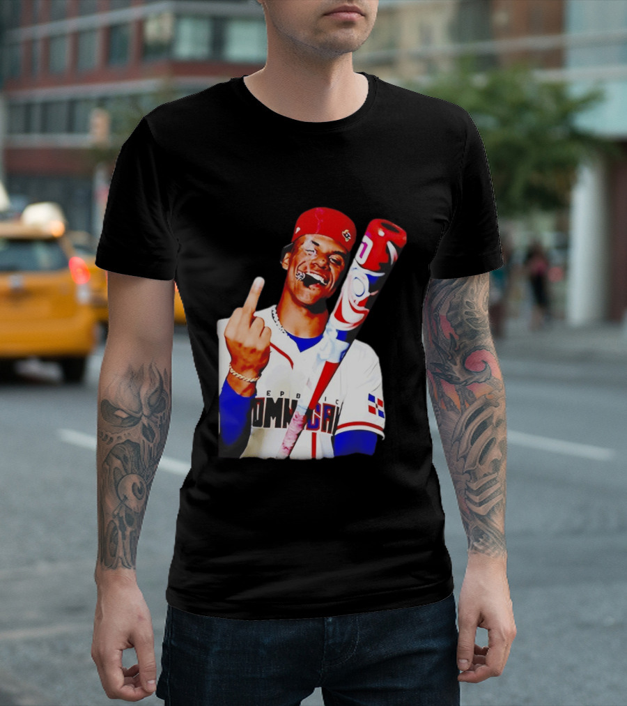 Juan Soto Dominican Republic Baseball Smoking Gesture Middle Finger T-Shirt