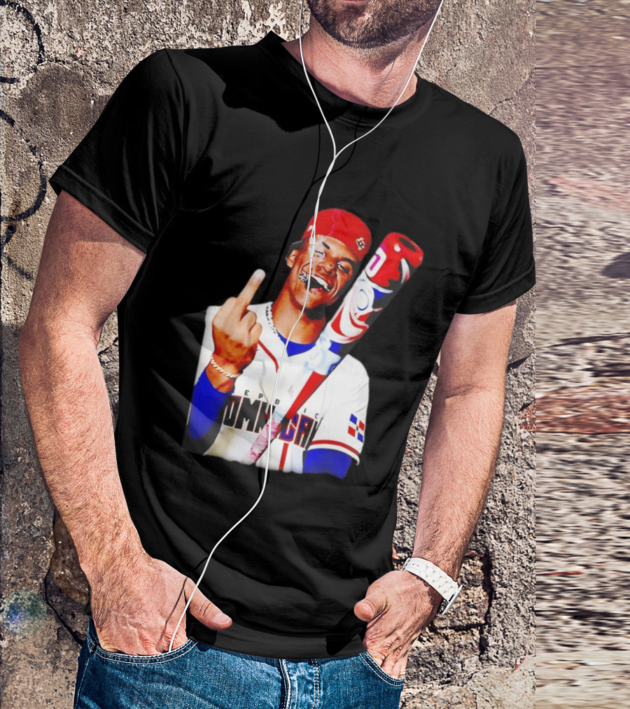 Juan Soto Dominican Republic Baseball Smoking Gesture Middle Finger T-Shirt