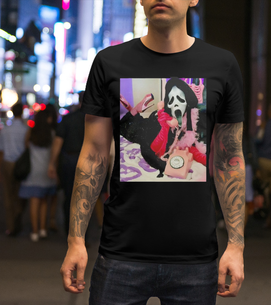 Scream Ghostface Halloween Pink Vintage Telephone Retro Style T-Shirt