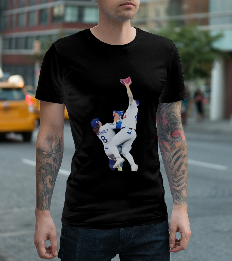 Andy Pages Hernandez Los Angeles Dodgers World Series Game 7 Catch Iconic Play T-Shirt