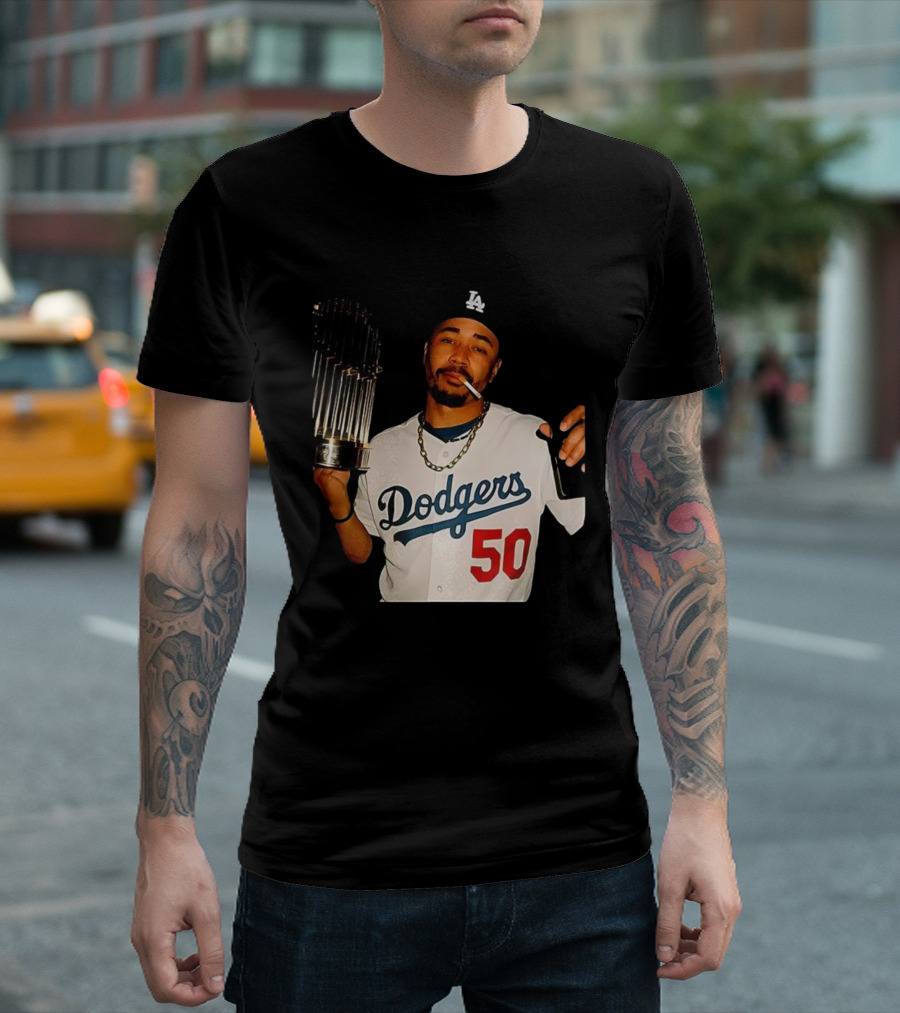 Mookie Betts Dodgers 2025 World Series Champions Celebration Smoking Topps T-Shirt
