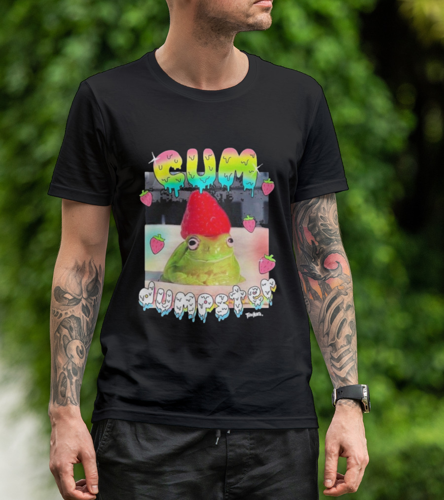 Cum Dumpster Frog Strawberry Hat Kawaii Aesthetic T-Shirt