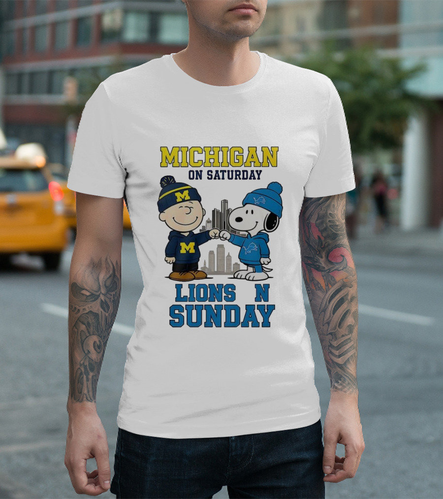 Michigan Wolverines On Saturday Charlie Brown And Snoopy Lions On Sunday T-Shirt