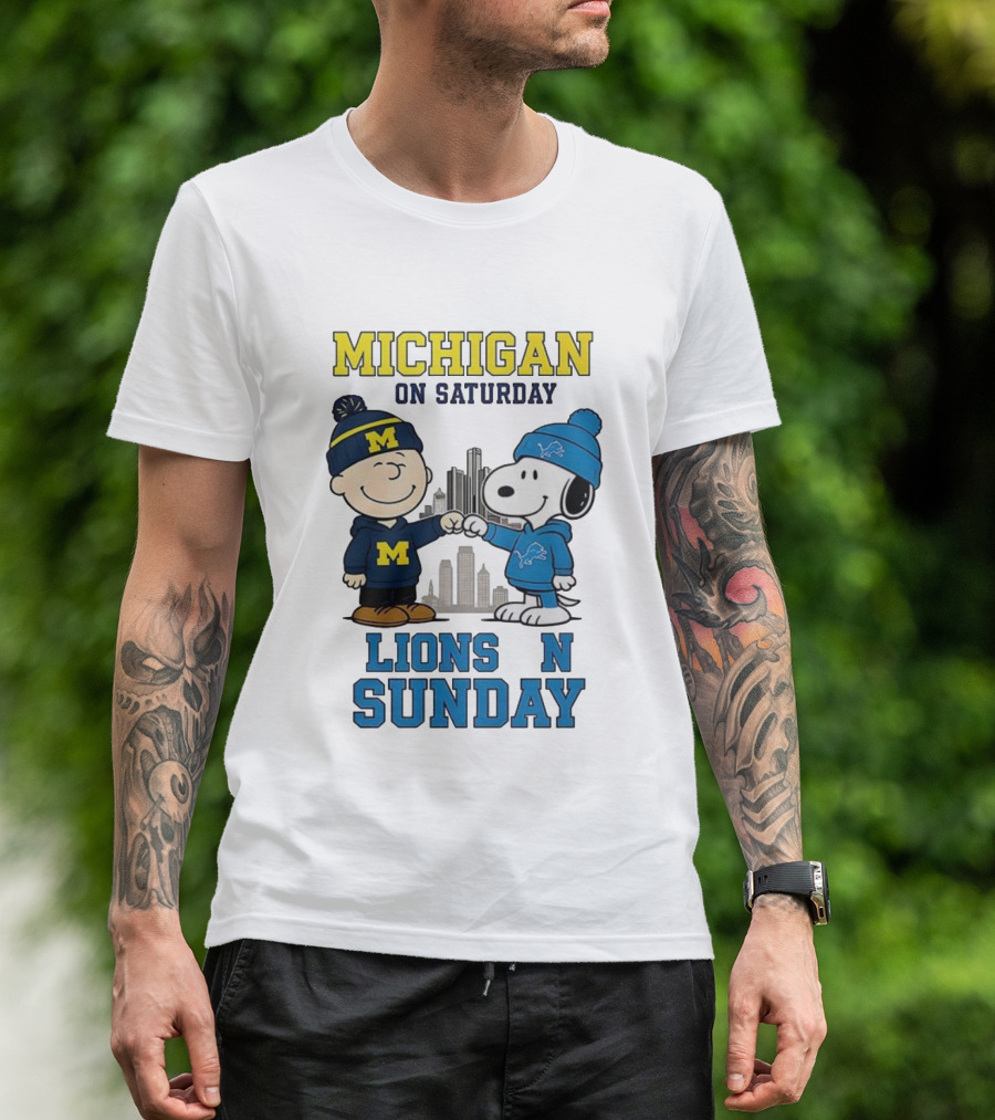 Michigan Wolverines On Saturday Charlie Brown And Snoopy Lions On Sunday T-Shirt