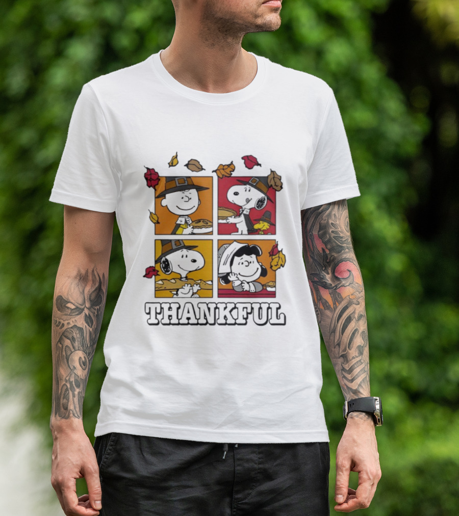 Snoopy Pilgrim Thanksgiving Thankful Leaves And Pie T-Shirt