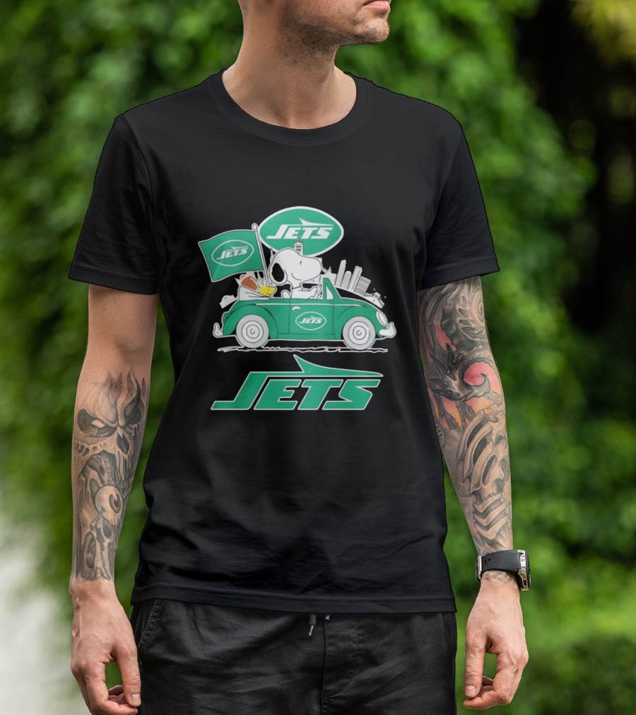 New York Jets Snoopy And Woodstock Driving City Adventure T-Shirt