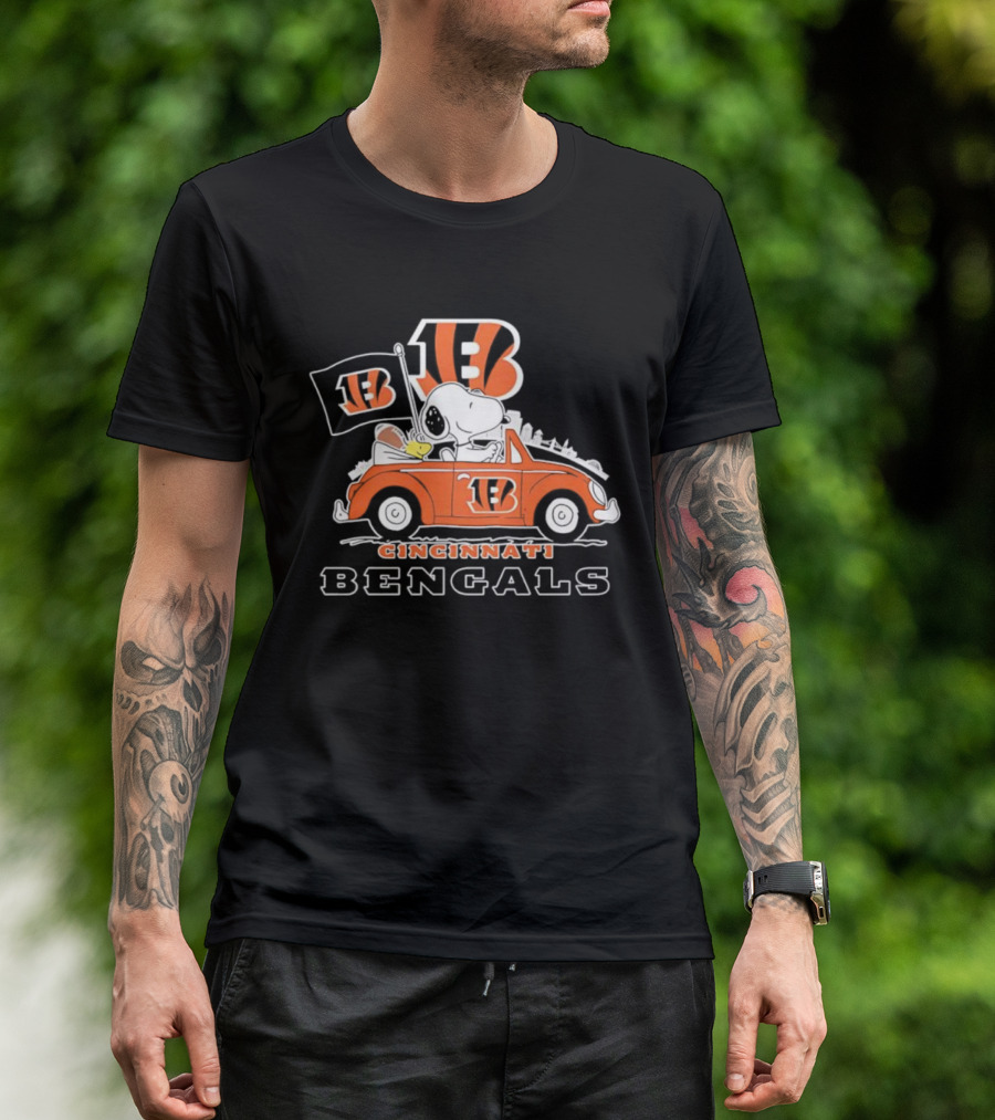 Peanuts Cincinnati Bengals Snoopy Driving Car Welcome To The Pound T-Shirt