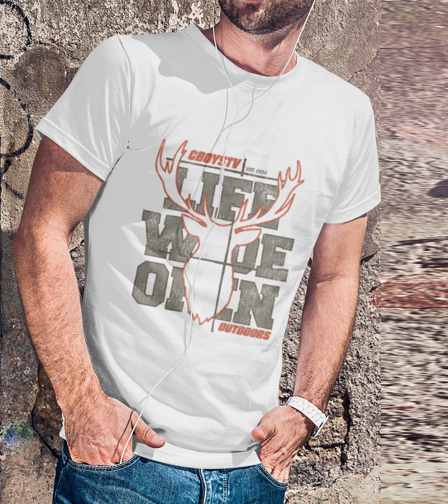 Life Wide Open Crosshairs Cboystv Est 2016 Deer Antlers T-Shirt