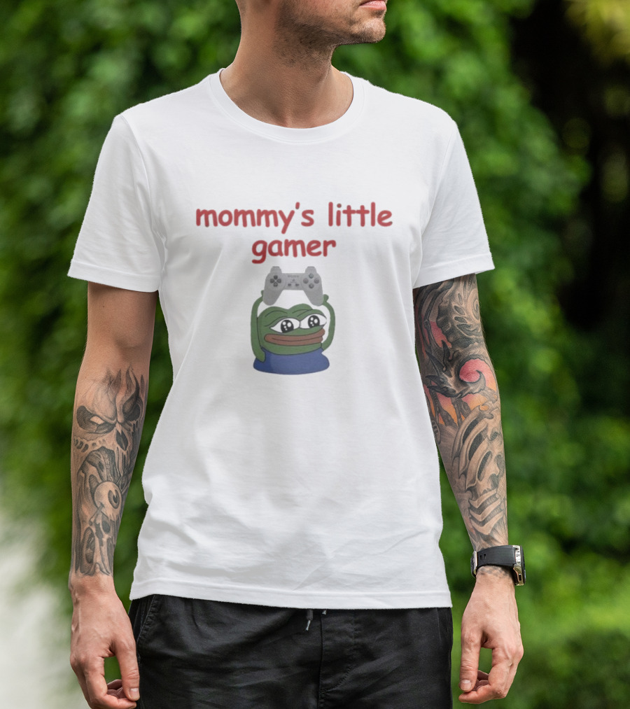 Mommy's Little Gamer Pepe Frog Controller T-Shirt
